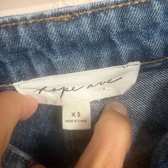 Hope Ave. XS Color Blocking Denim Shorts - Picture 7 of 7